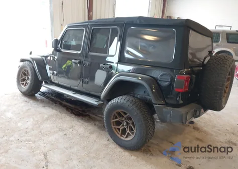 2018 Jeep Wrangler Unlimited Sahara 4X4 из США, поврежденный, VIN 1C4HJXEN9JW283252